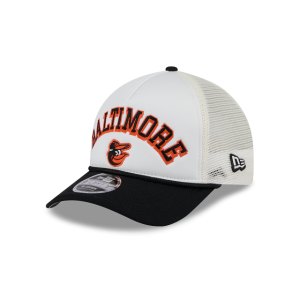 GORRA NEW ERA CAP BALTIMORE ORIOLES MLB CHROME ARCH 9FORTY M-CROWN AF TRUCKER SNAPBACK en STOCK